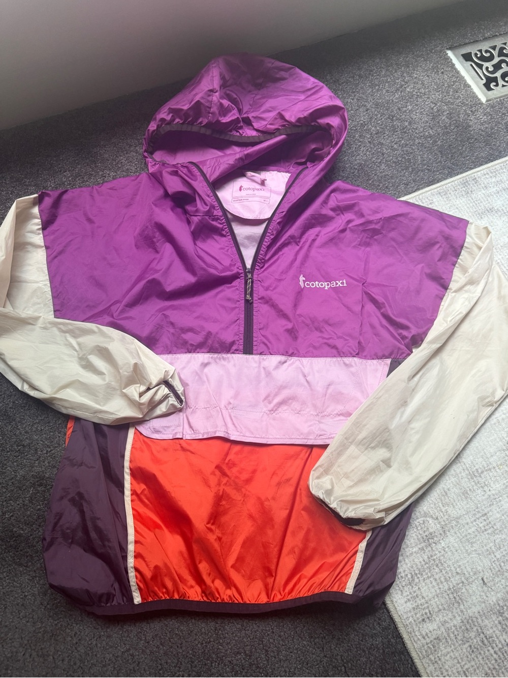 Cotopaxi Teca Women’s Colorblock Hooded Full Zip Lightweight Windbreaker XS